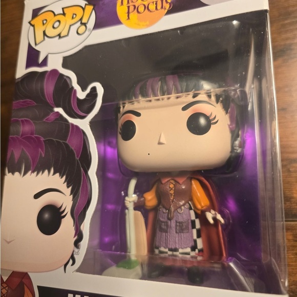 Funko Pop Hocus Pocus The Sanderson Sisters Trio #’s 433, 434 & 435 - Picture 5 of 6
